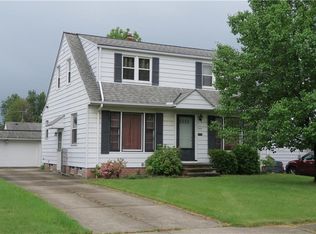 16116 Mendota Ave, Maple Heights, OH
