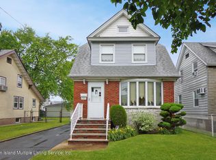 290 Decker Ave, Staten Island, NY 10302