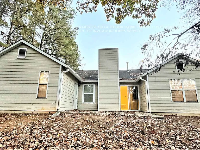 3813 Willow Tree Cir — Photo 16