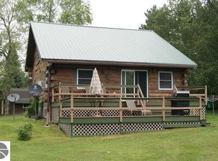 21763 Leroy Rd, Leroy, MI 49655