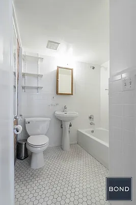 Rented by Bond New York | media 15