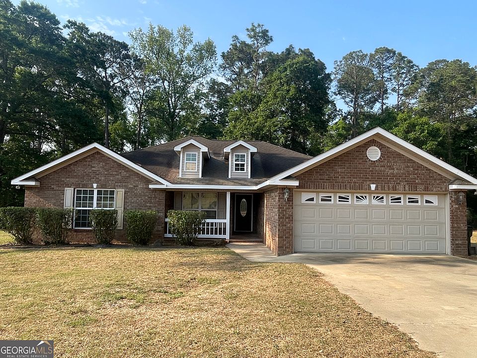 1st image of 103 Oak Cir