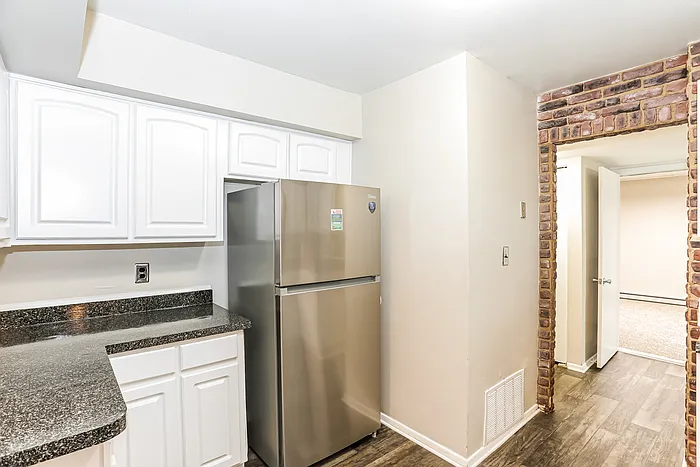 8 Lasonia Way — Photo 10