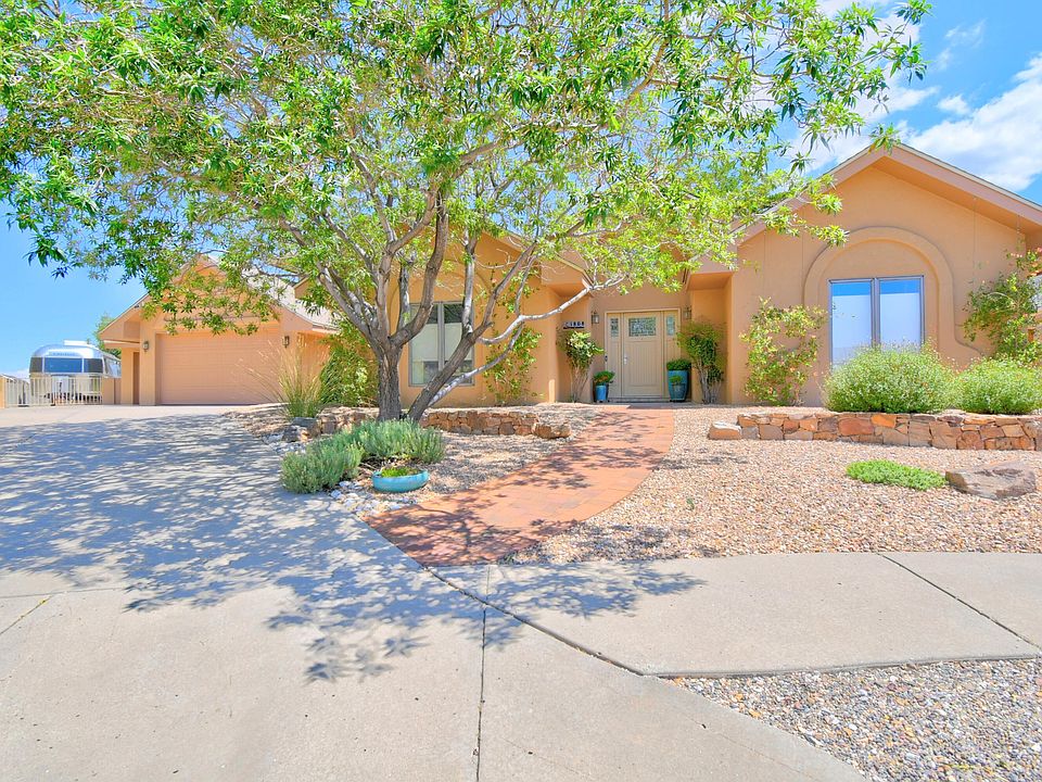 1st image of 1808 Archuleta Dr NE