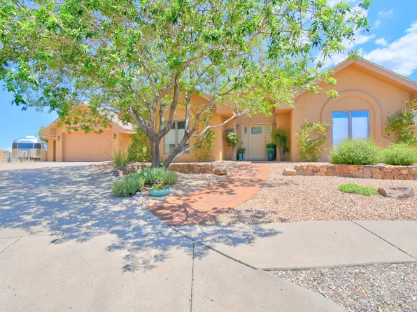 1808 Archuleta Dr NE, Albuquerque, NM 87112