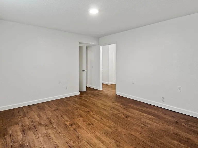 Metro Apartments At Bethalto — Photo 25