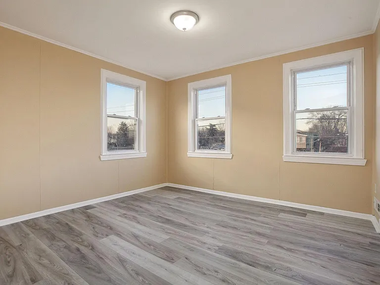 7443 Holabird Ave — Photo 3