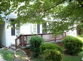 807 Pinecroft St, High Point, NC 27260