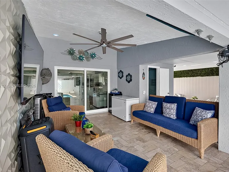 15167 SW 172nd Ter — Photo 39