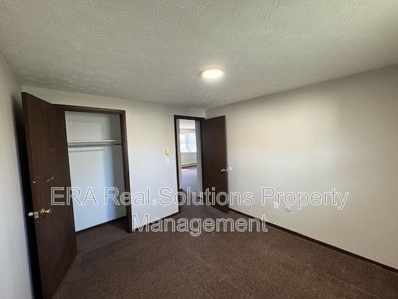 3rd image of 129 S Glenn St APT 2