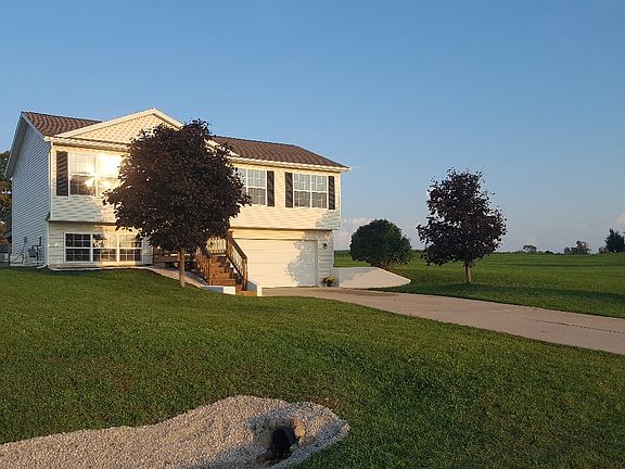 2nd image of 5192 S Lilac Ln.
