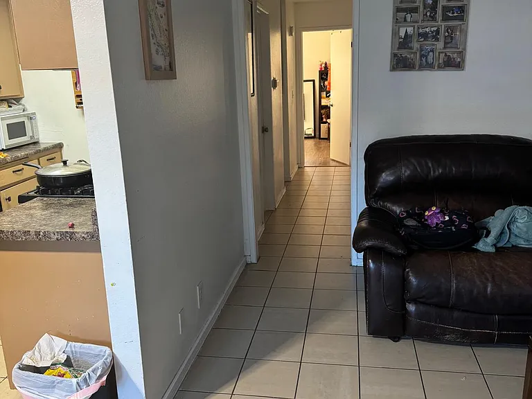 4730 Terrace Ave — Photo 8
