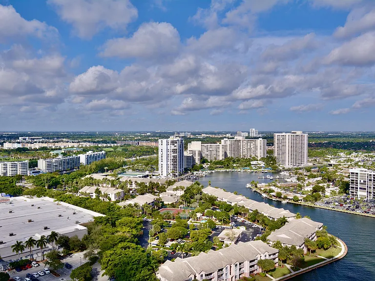4010 S Ocean Dr #2304-1-1 — Photo 2