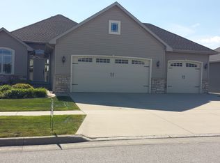 3113 Red Fox Rd, Ames, IA 50014