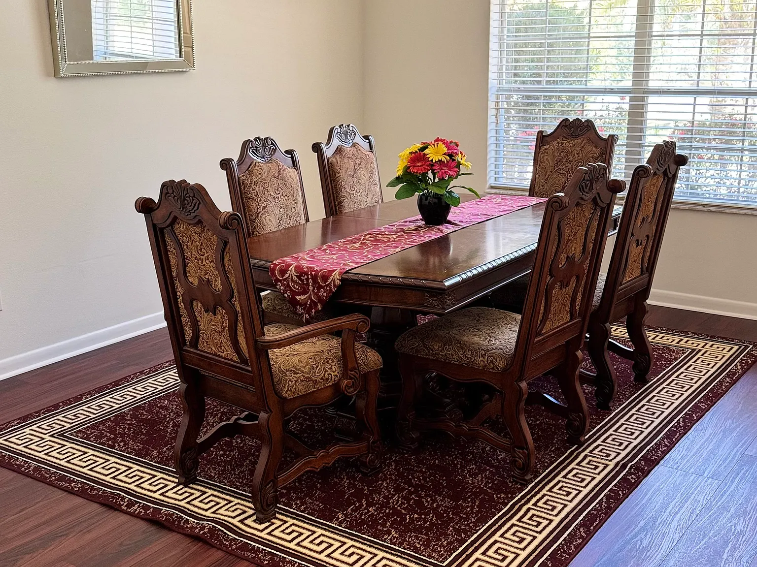 3 bed, $2,500 — Photo 2