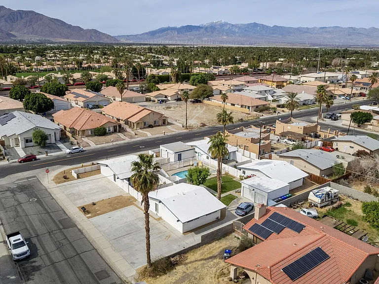 68080 Risueno Rd — Photo 13