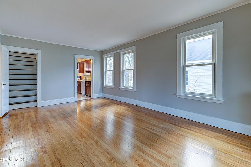 4th image of 1162 S Country Club Drive