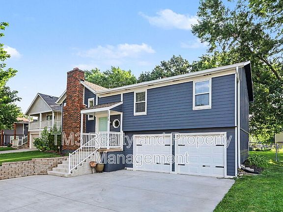 3rd image of 15213 S Seminole Dr