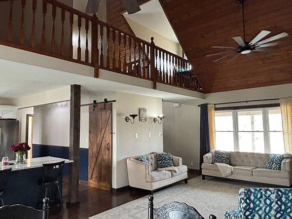 3rd image of 1275 18th Rd