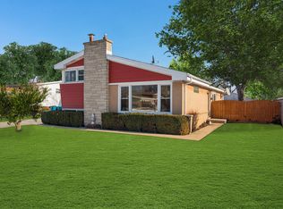 47 Fernwood Dr, Glenview, IL