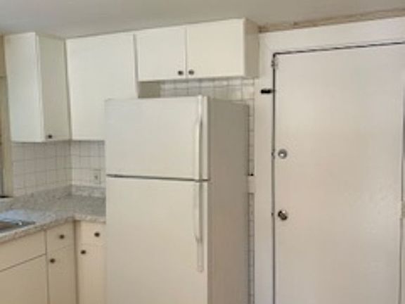 5th image of 10016 N 14th St