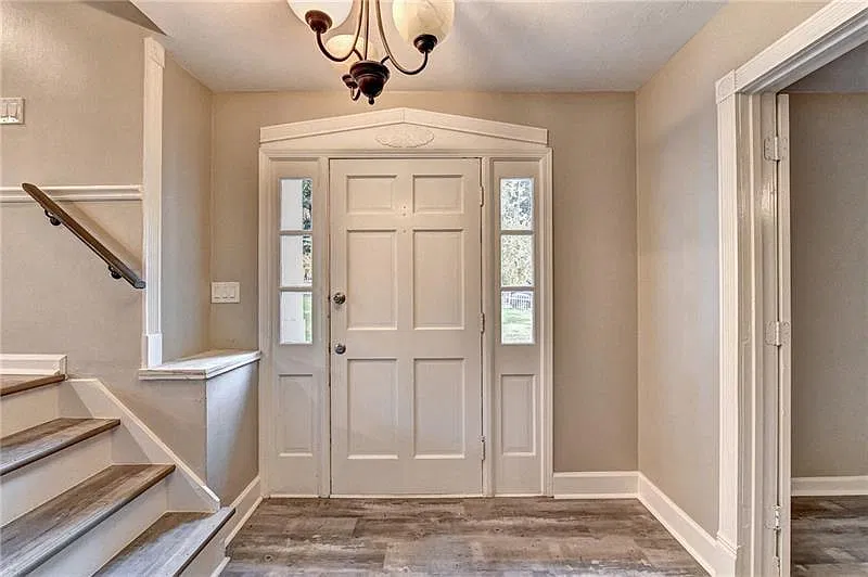 4 bed, 3.0 bath, 1840 sqft, $2,975 — Photo 4