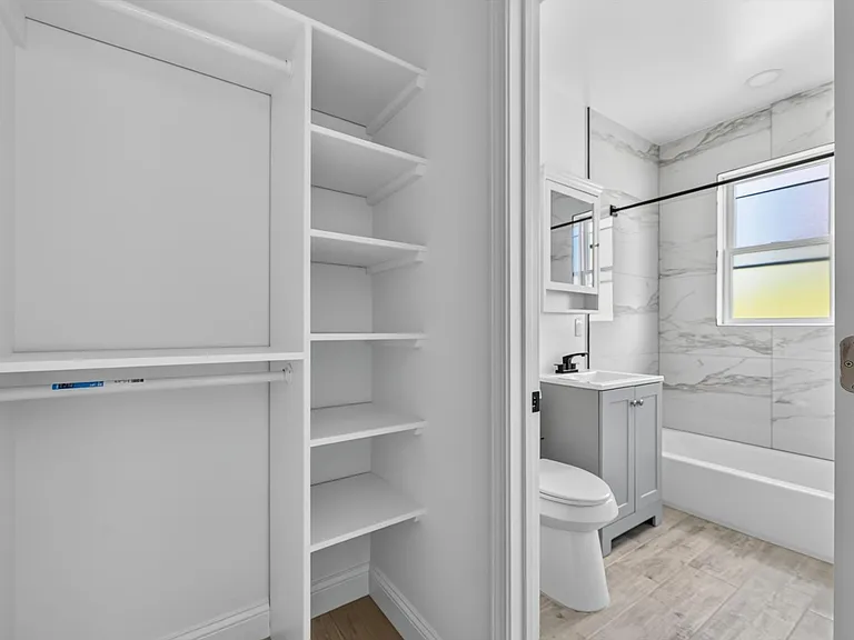 1140 Ashland St #D — Photo 15