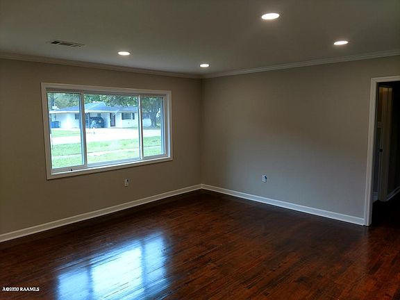 2nd image of 104 Birch Dr