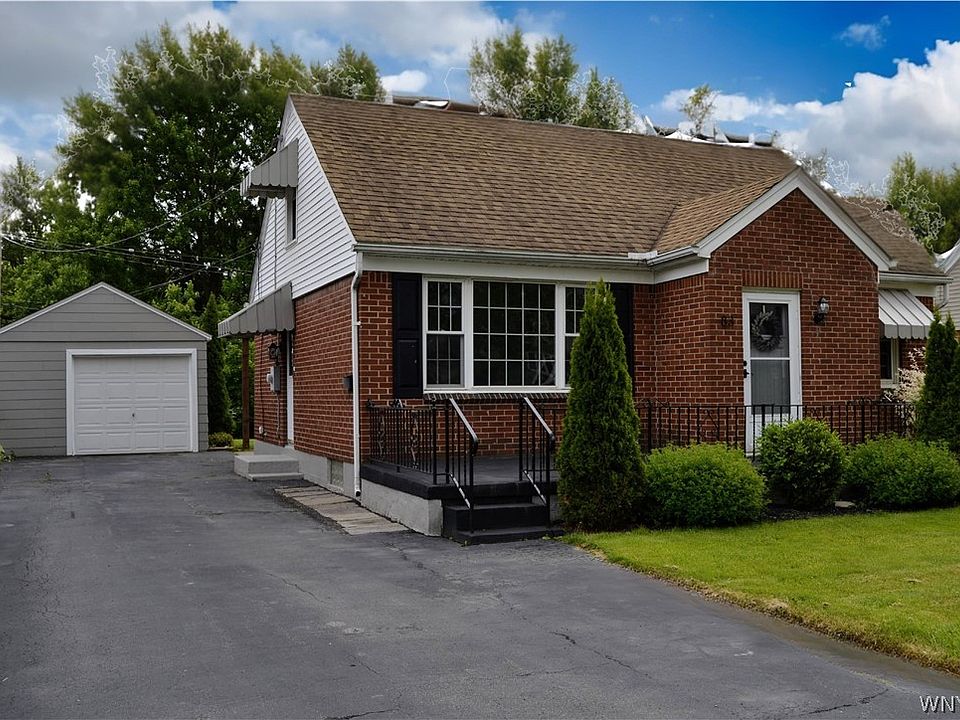 1st image of 83 Clearvale Dr