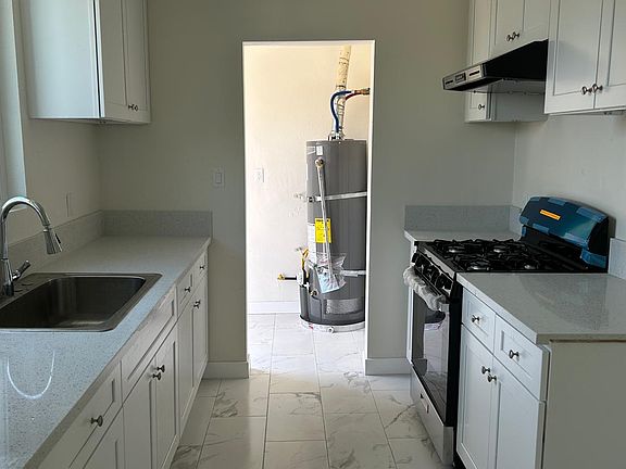 2nd image of 618 W Front St