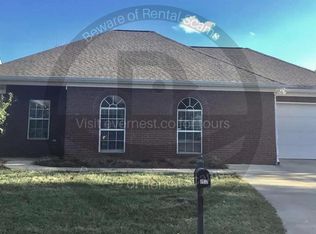 8612 Cedar Springs Cir, Leeds, AL 35094