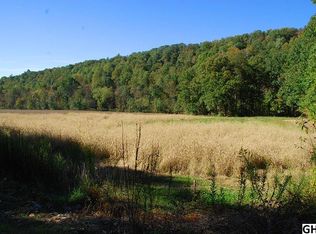 7 Greenbriar Rd, Landisburg, PA 17040