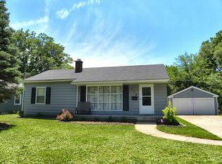 358 N Park Ave, Aurora, IL 60506