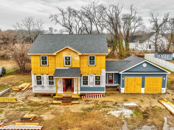 695 Town Bank Rd N, Cape May, NJ 08204