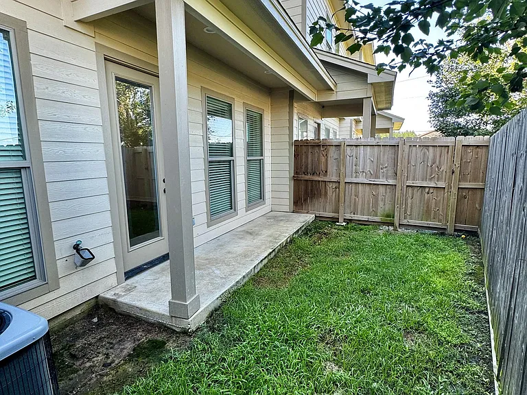 5100 Westgate Ln #103-1 — Photo 27