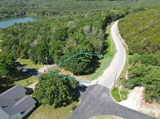 L1 Blk 1 Lakeshore Dr., Blue Eye, MO 65611