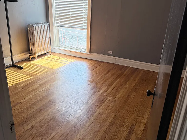 5216 S Ingleside Ave #3F — Photo 8