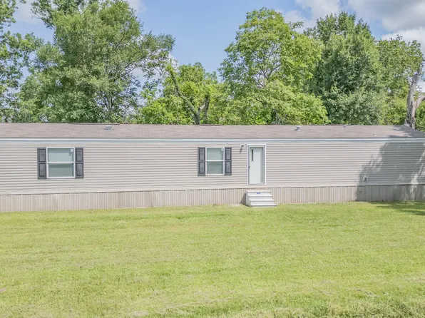 1002 Paradise Cove Rd, Saint Martinville, LA 70582