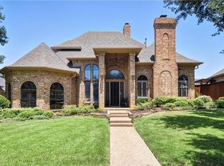 2313 Creekside Cir S, Irving, TX 75063