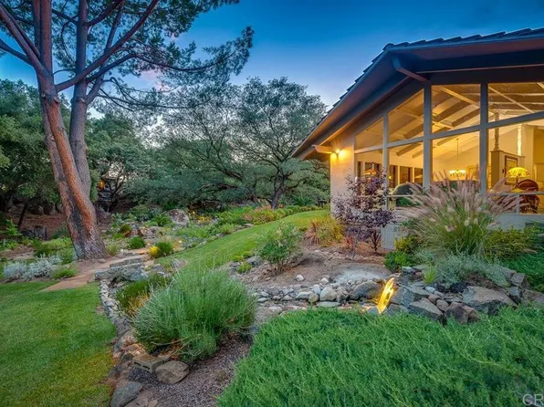 1954 Oak View Rd, Alpine, CA 91901