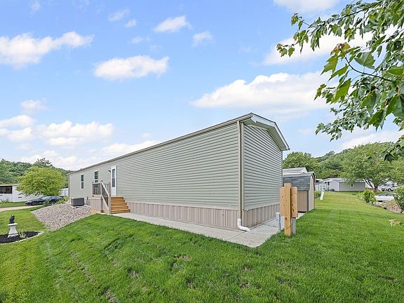 Exterior Image-39-COLONY 152 Fohl Village