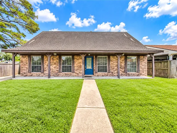 10403 Huntington Point Dr, Houston, TX 77099