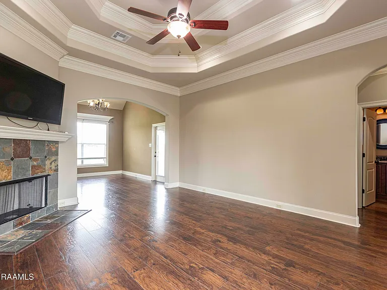 308 Forest Creek Dr #100 — Photo 3