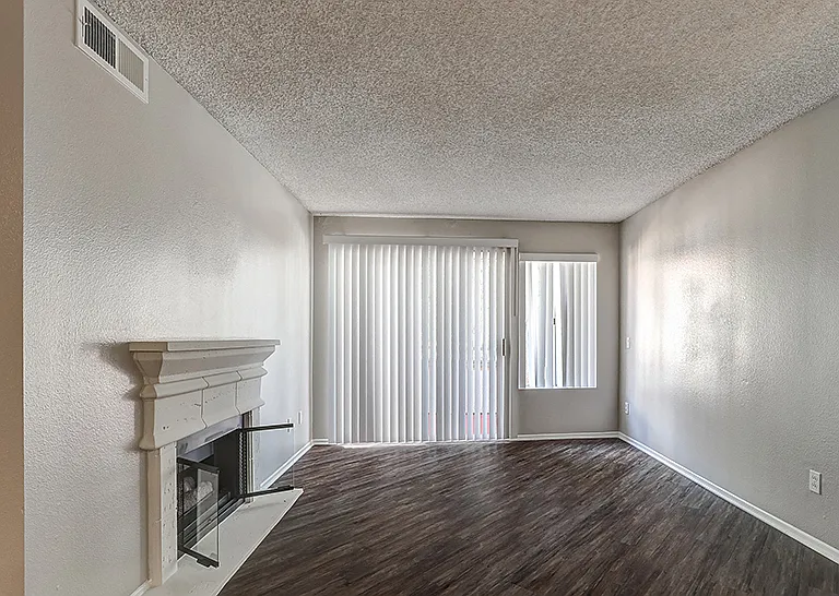 BROOKWOOD VILLAS — Photo 25