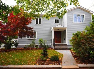 9 York Rd, Newton, MA 02468