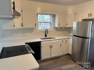 179 Isle Of Pines Rd, Mooresville, NC 28117