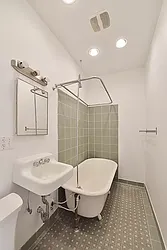 Rented by Mantus Real Estate