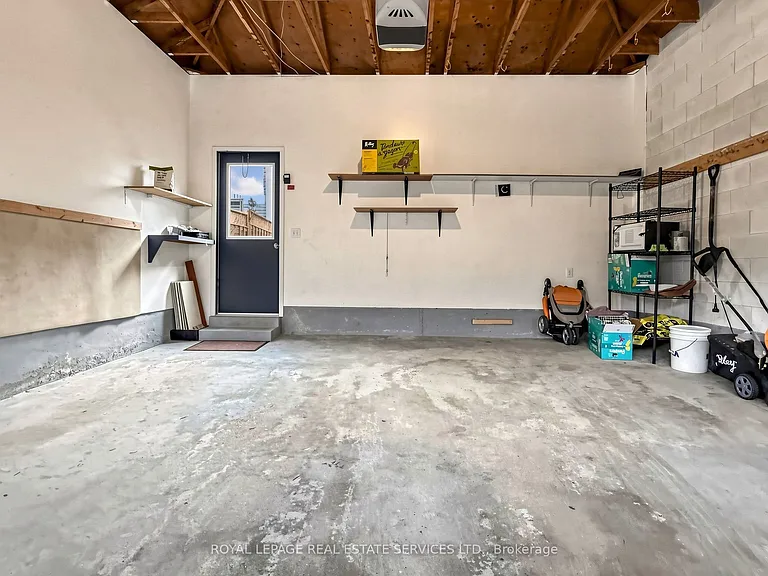 5837 Rainberry Dr — Photo 47