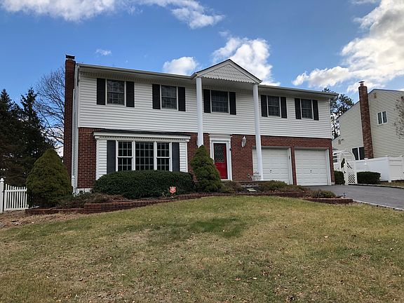 2nd image of 48 Sandy Hollow Dr