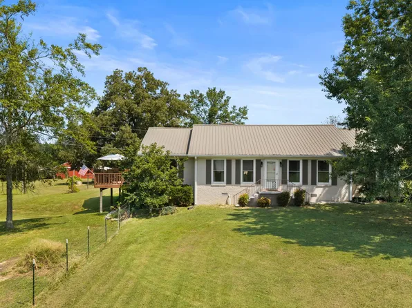 15 Autumn Ln, Savannah, TN 38372